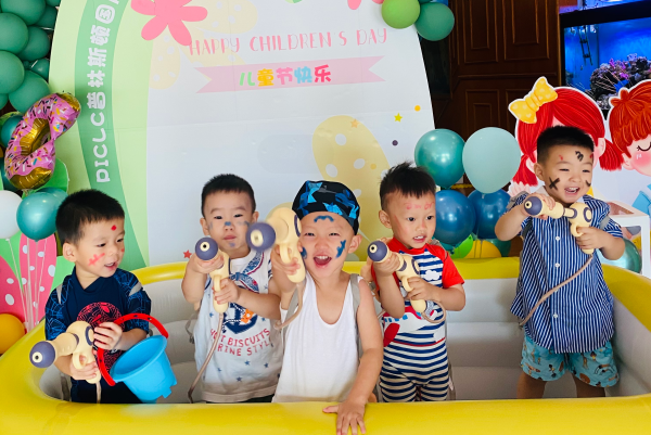 六月盛夏，“乘风破浪”| Happy Children’s Day